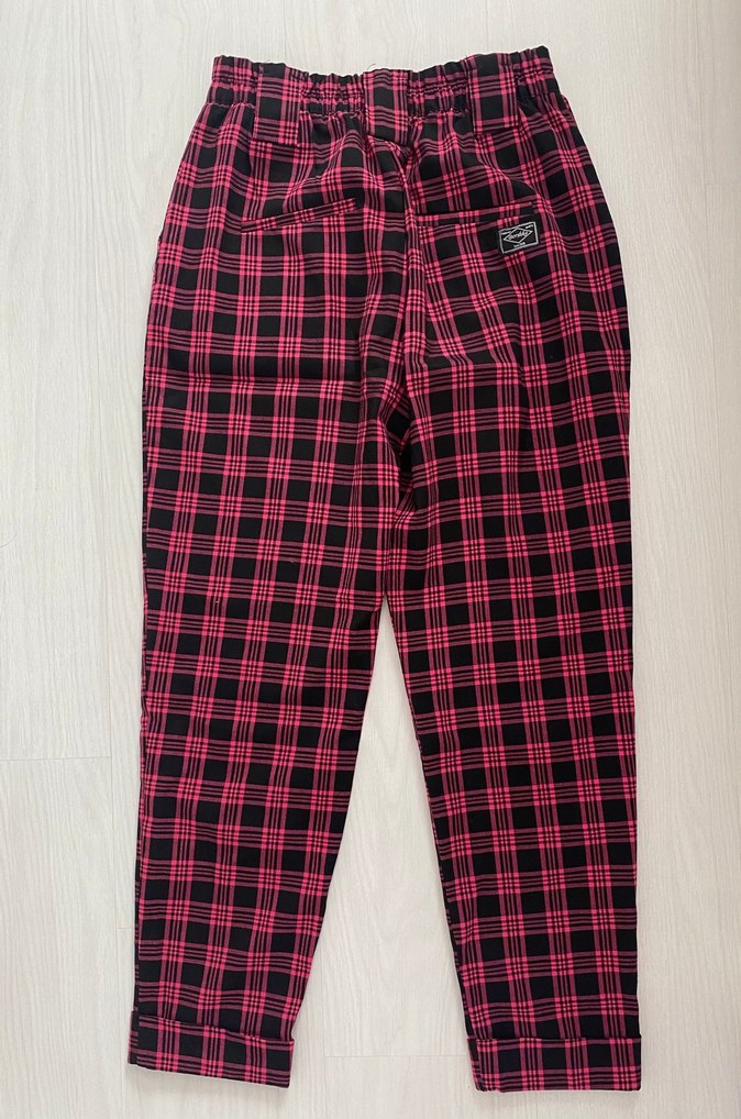 Düğmeli Pembe Ekoseli Rahat Kadın Pantolon Bershka - Görsel 5