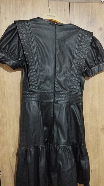 xs Beden Zara mini deri elbise