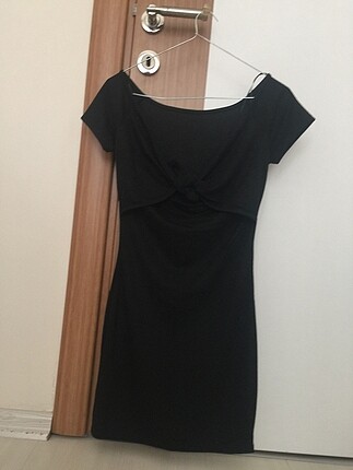 Bershka Etiketli elbise