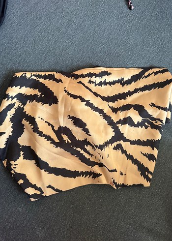 Diğer Bej Crop Top arkası ipli saten zebra desen