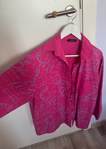 Pembe Desenli Uzun Kollu Kadın Gömlek - Görsel 2