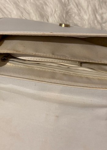 Zincir Detaylı Beyaz Deri Kadın Çanta - Görsel 3