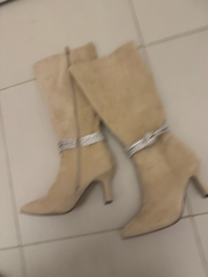 BEJ TOPUKLU SİVRİ BURUN ÇİZME - Görsel 3