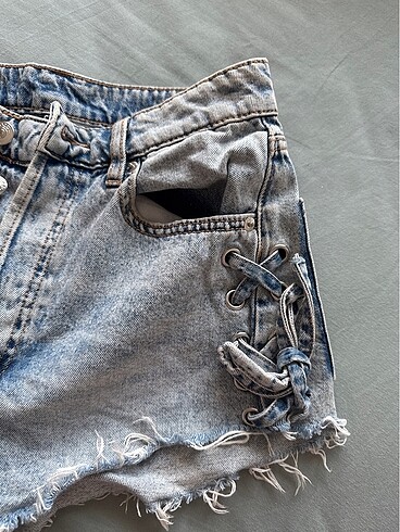 H&M H&M denim şort