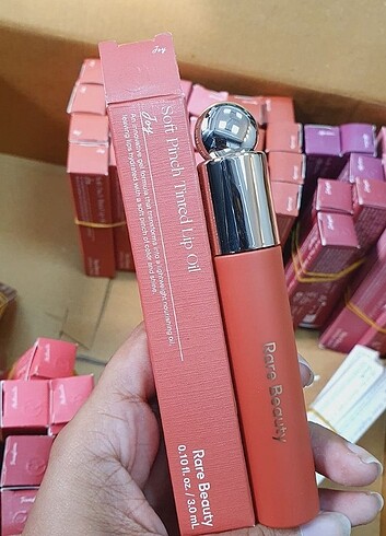 Rare beauty lip oil joy 