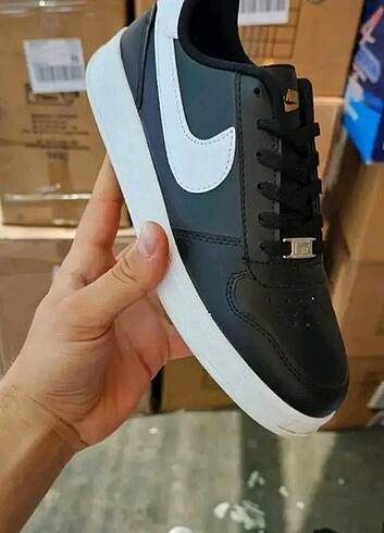 NIKE 40 NUMARA 
