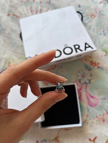 Pandora unicorn charm