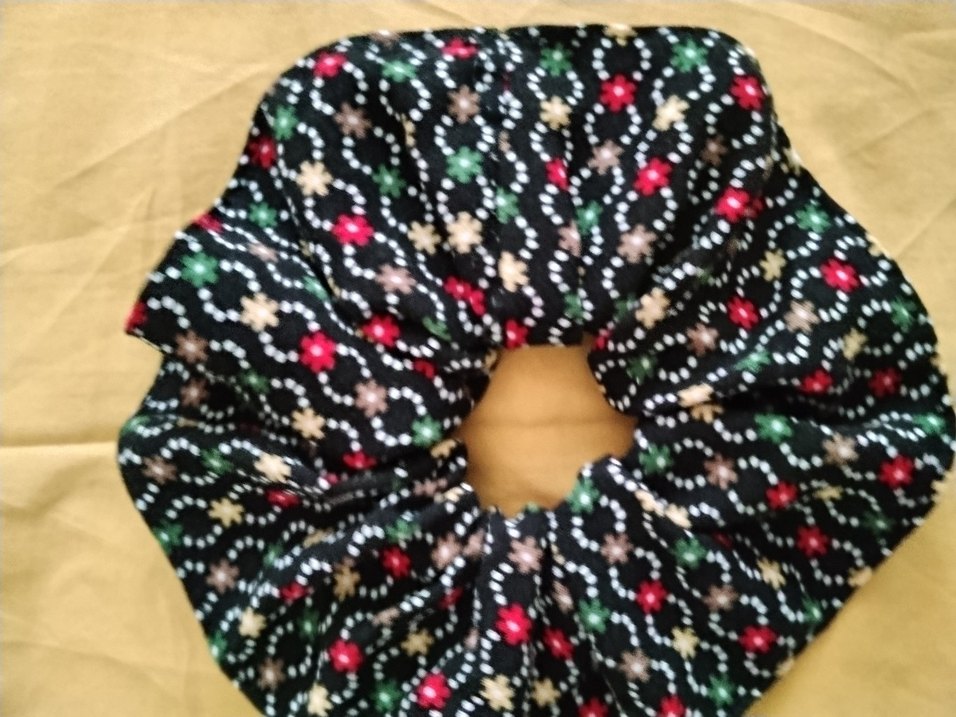 Renkli Puantiyeli Fırfırlı Kadın Saç Tokası - Görsel 3