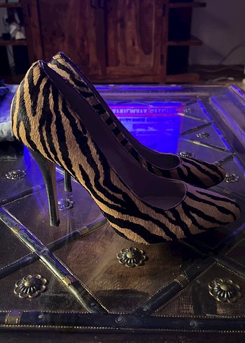 Kahverengi Zebra Desenli Kadın Stiletto