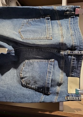 Açık mavi likralı jean - Görsel 7