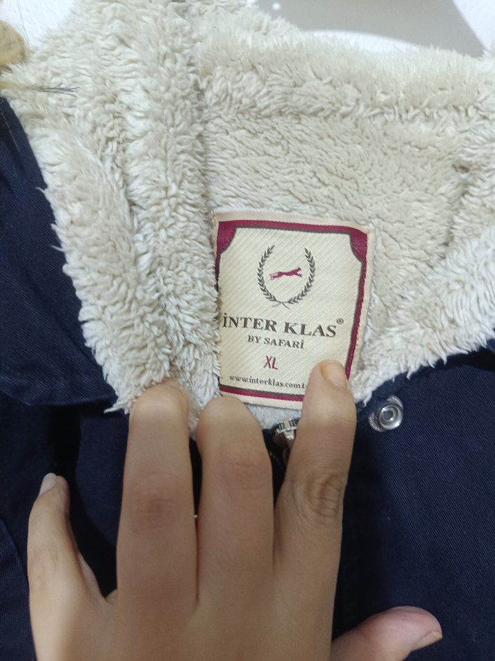 Kürk Detaylı Mavi Kapüşonlu Kot Ceket - Görsel 3