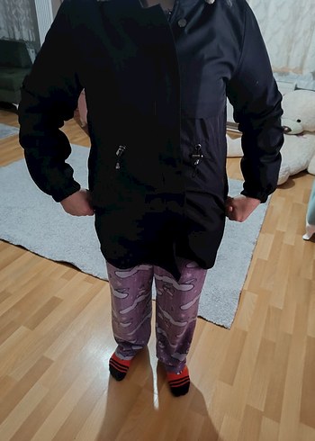 Siyah Kürklü Kadın Kışlık Mont - Görsel 3