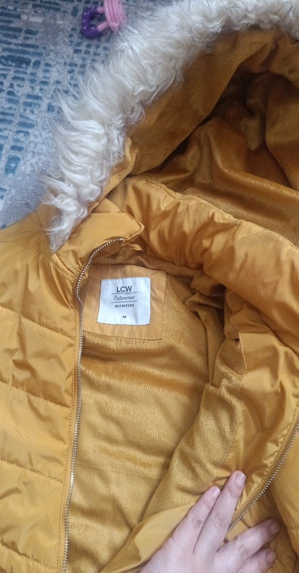 Sarı Kürklü Kadın Kışlık Mont - Görsel 2