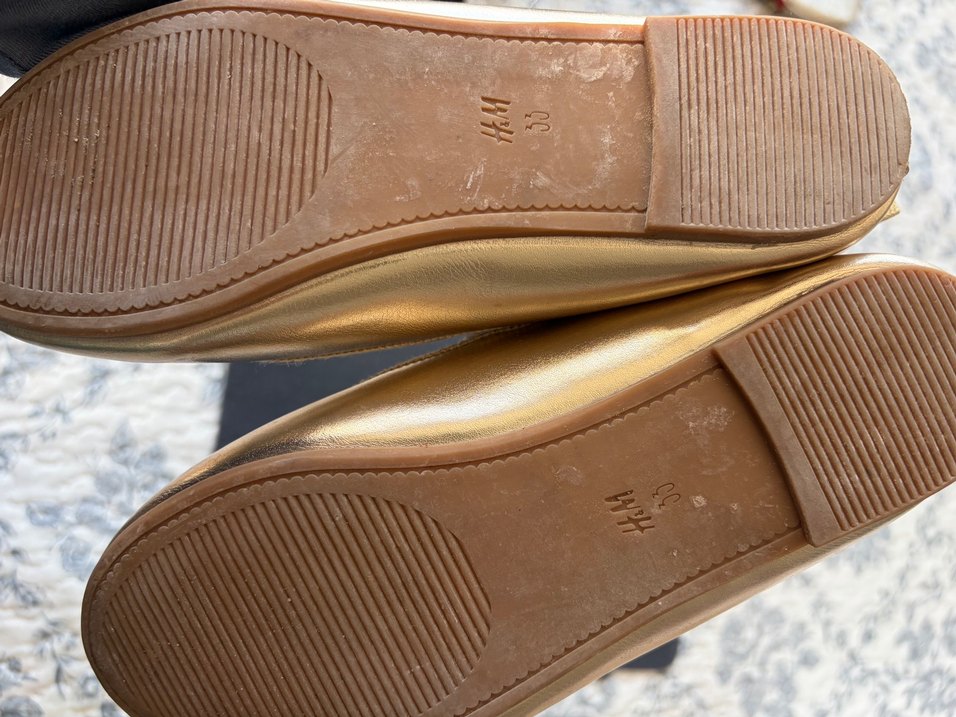 Kızlar için Altın Renkli Modern Klasik Babet - Görsel 3