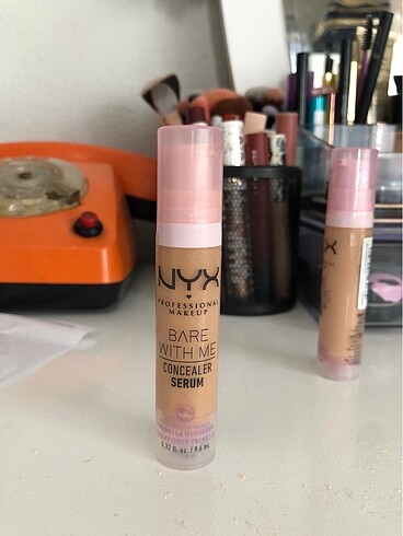 Nyx bare with me kapatıcı serum