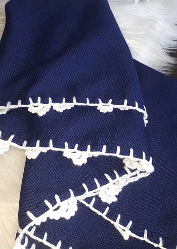 Mavi renkte masa için ranır - Görsel 2