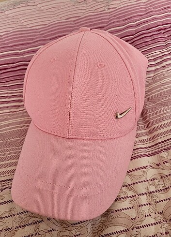 Nike şapka