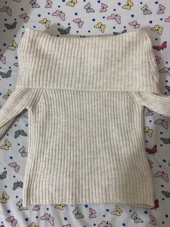 Kadın Beyaz Triko Kayık Yaka Kazak - Görsel 2