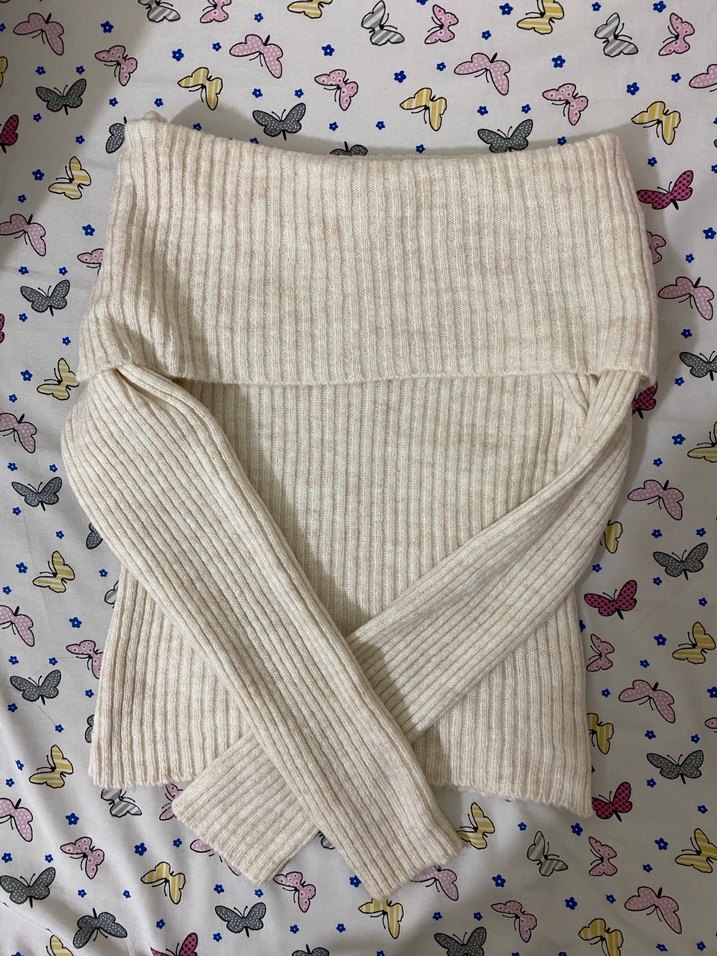 Kadın Beyaz Triko Kayık Yaka Kazak - Görsel 3