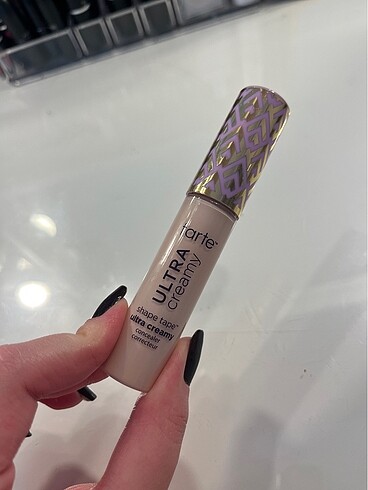 Tarte shape tape