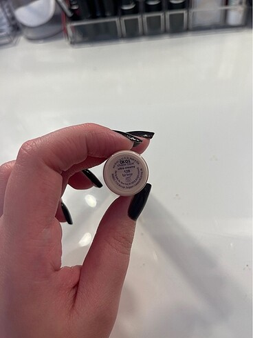 Tarte Tarte shape tape
