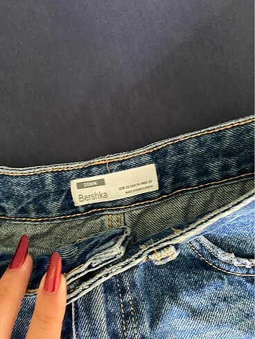 38 Beden Bershka şort