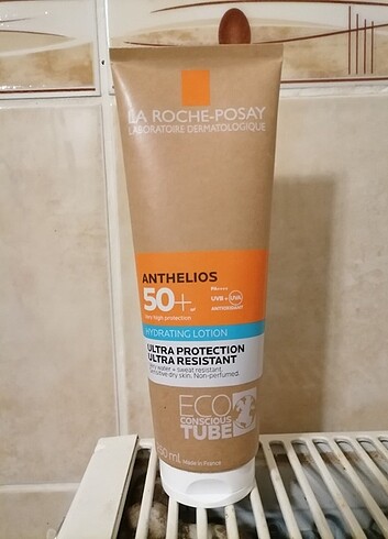 La roche posay gunes kremi 