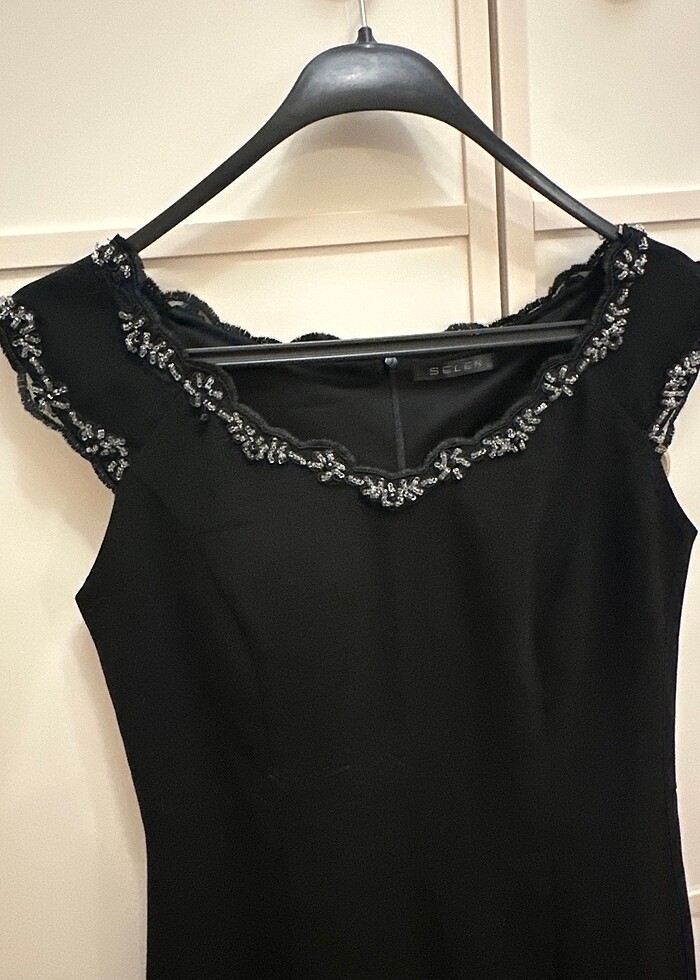 Selen marka ( boyner ) kayık yaka işlemeli elbise - Görsel 2