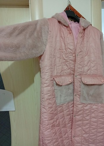 Kadın Pembe Uzun Peluş Detaylı Kışlık Mont
