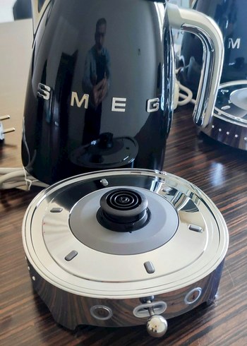 Smeg Su Isıtıcı siyah renk 1.7 litrelik - Görsel 6
