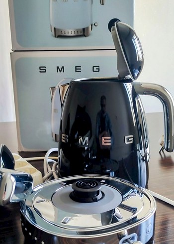 Smeg Su Isıtıcı siyah renk 1.7 litrelik - Görsel 2
