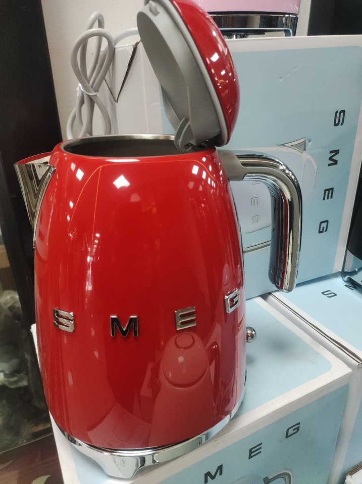 SMEG KETIL KIRMIZI RENK 1.7 LİTRELİK STANDART SU ISITICISI - Görsel 4