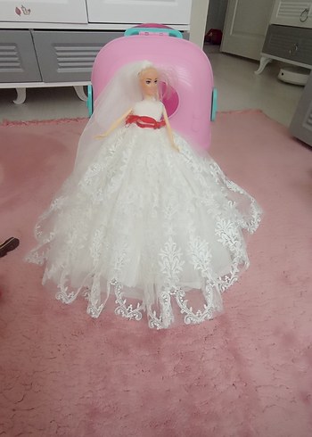 Beyaz Dantel Gelinlikli Bebek