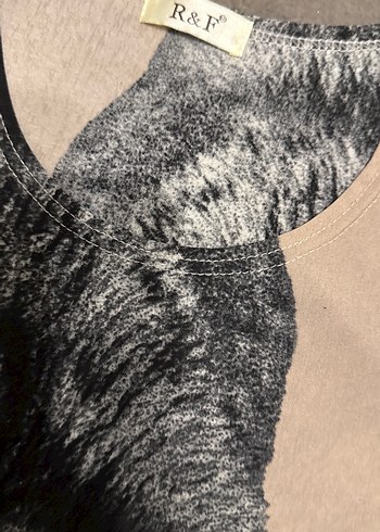 Gri Baskılı Sokağa Uygun Kedi Kıyafeti - Görsel 2