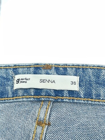 36 Beden çeşitli Renk Diğer Jean / Kot %70 İndirimli.