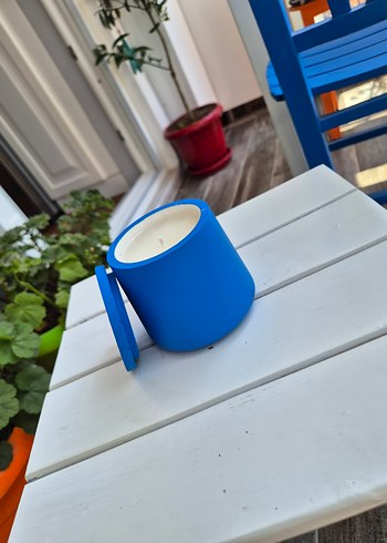 Diğer Diger Mavi Mum ve Kapaklı Kutusu