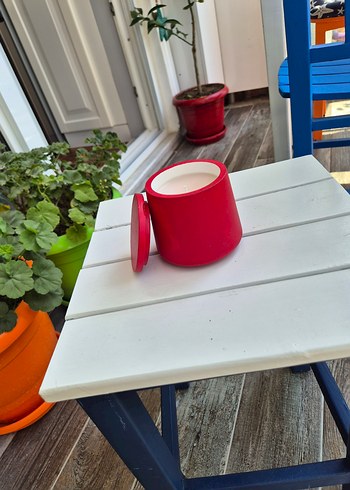 Diğer Diger Kırmızı Mum ve Mumluk