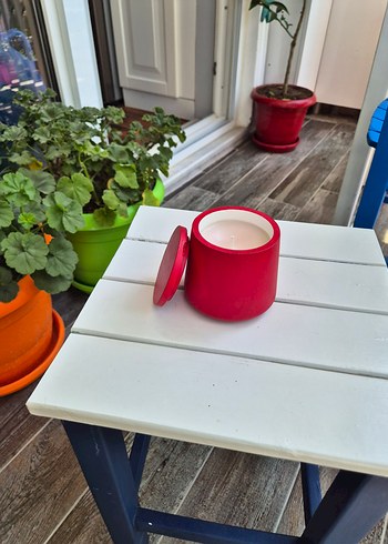 Beden kırmızı Renk Diger Kırmızı Mum ve Mumluk