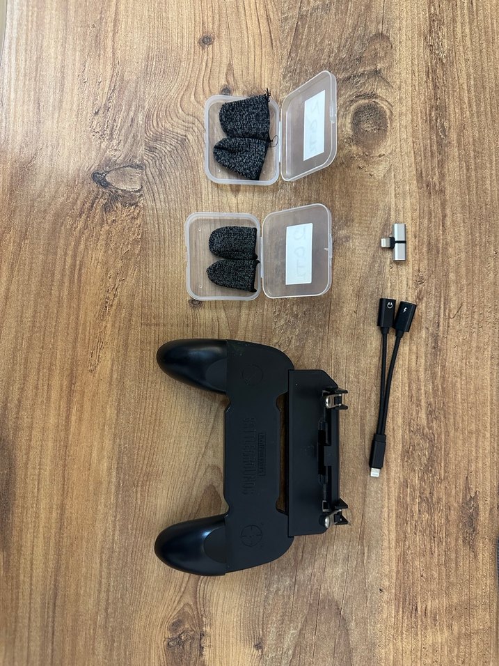 Siyah Oyun Konsolu Tutacağı ve Aksesuar Seti - Görsel 2