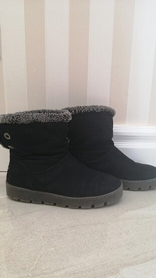 Bershka Graceland Bot