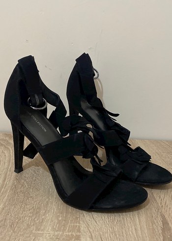 Siyah Süet Fırfırlı Stiletto Topuklu Kadın Ayakkabı