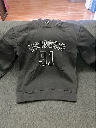 Kapüşonlu Gri Sweatshirt