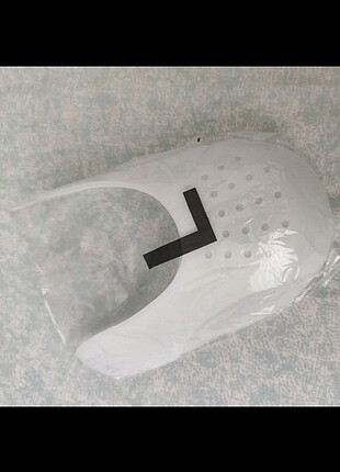 Crease protector