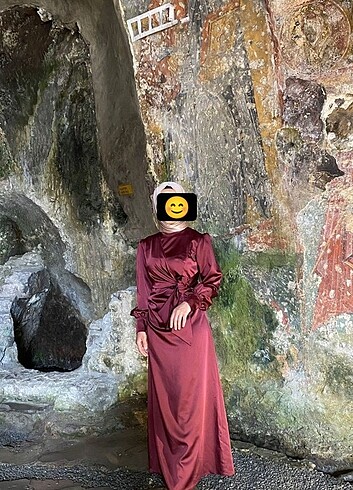 Bordo abiye. 