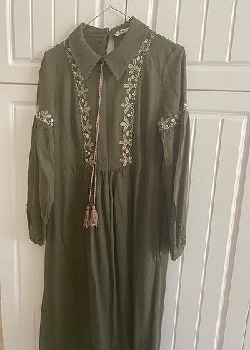Püsküllü Nakışlı Uzun Kadın Elbise Haki Benin marka - Görsel 2