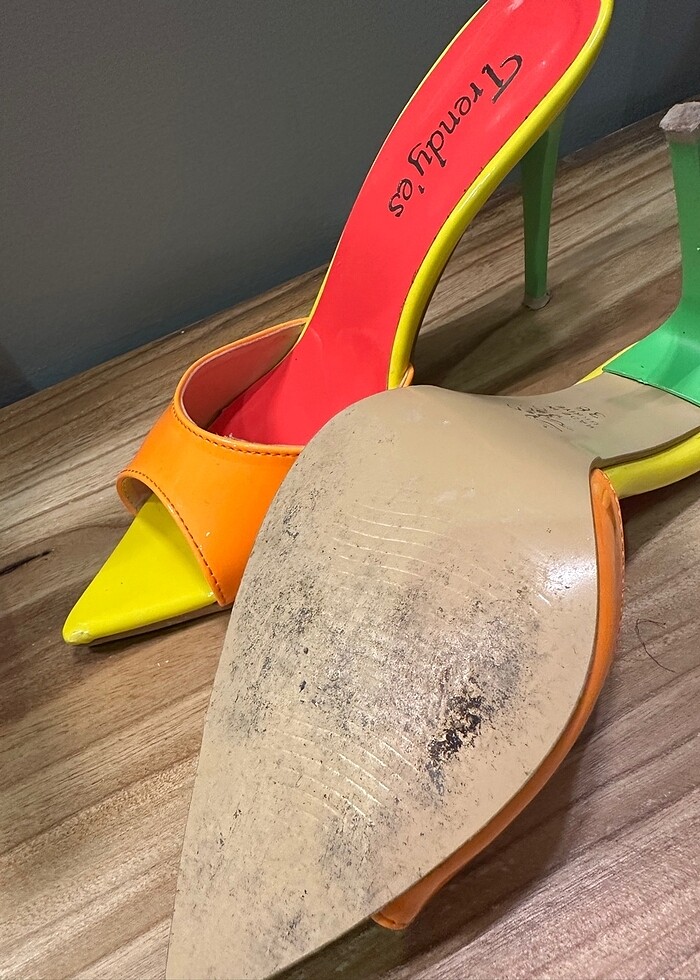 Topuklu ayakkabı - Görsel 4