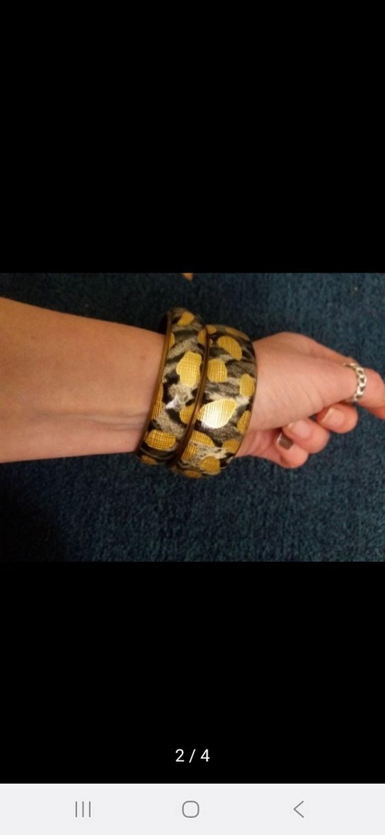 Altın Renkli Desenli Kadın Bileklik - Görsel 2