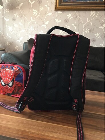 Beden Spiderman okul çantası ve beslenme çantası