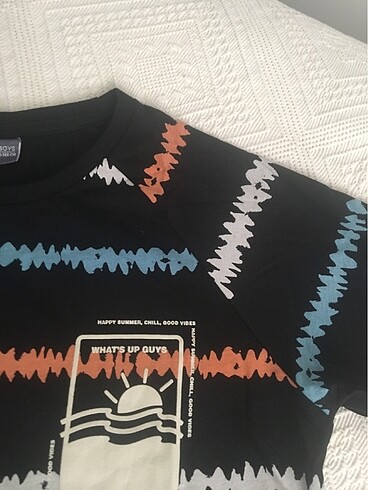 10 Yaş Beden siyah Renk LCW 10/11 yaş. T-shirt