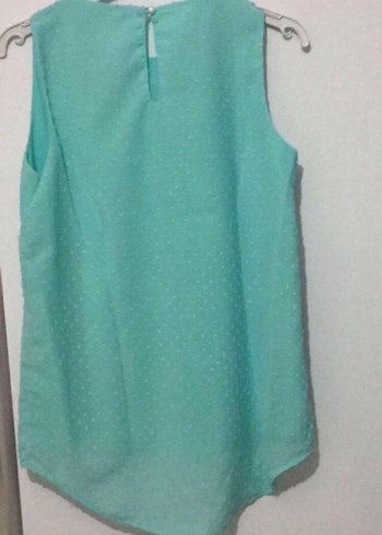 İnci Detaylı Turkuaz Kolsuz Bluz - Görsel 3